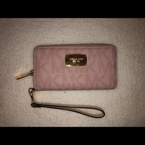 Michael Kor’s Wallet